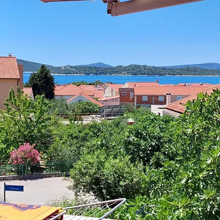 Toni Vodice